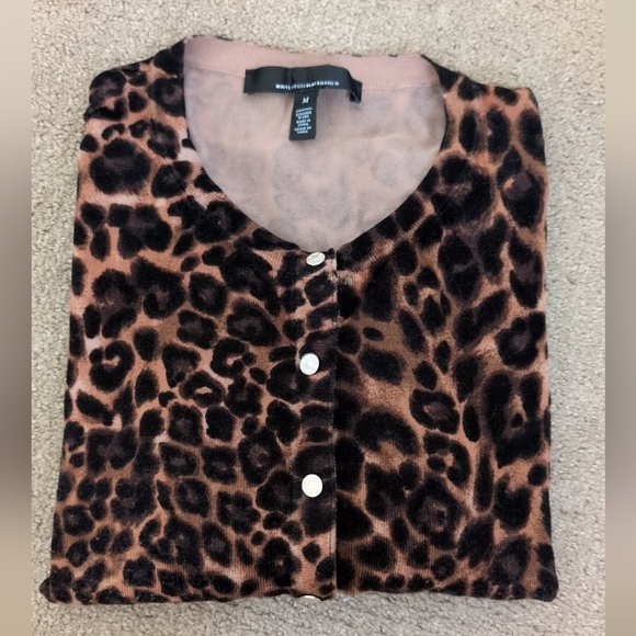 White House Black Market Cheetah Print Cropped Snap Button Long Sleeve Cardigan - Picture 9 of 9